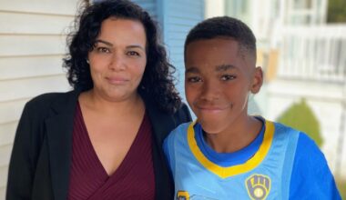 An Uber driver found a cellphone in her car that got lost. It ended up being owned by Christian Yelich's mother. He gave a signed baseball to the Uber Driver's son as a thank you