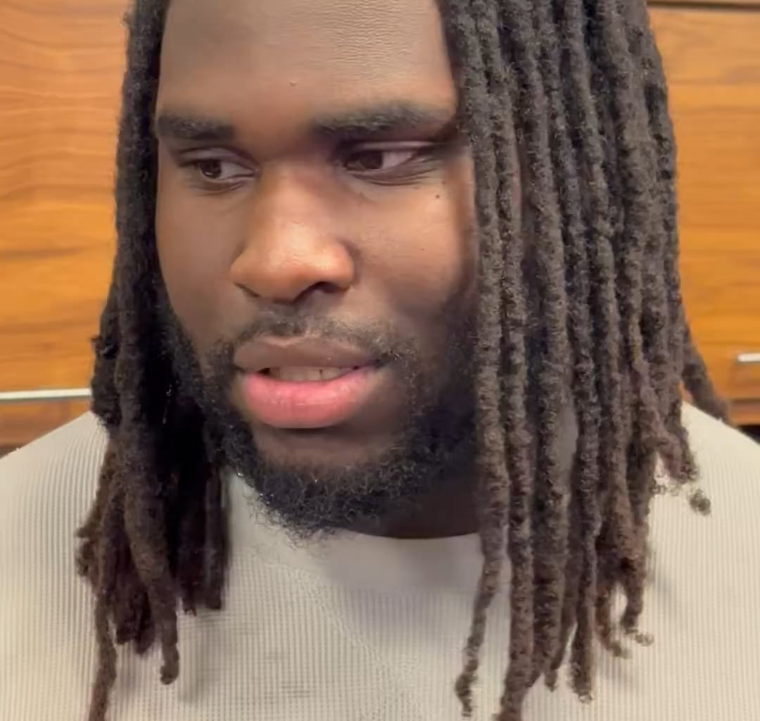 T’Vondre Sweat provides some unique analysis on what makes Justin Herbert “the perfect QB”