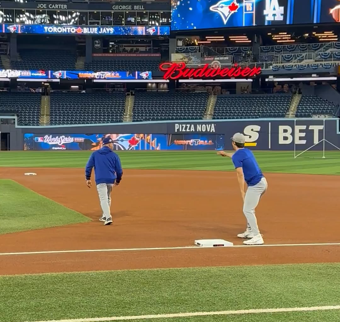 [Highlight] Jack Harris: Dave Roberts jokingly challenged Hyeseong Kim to a race running the bases at the Dodgers’ workout just now. He got a big head start — but then tripped and fell rounding second