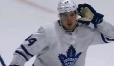 It’s me, it’s Auston 💅🏽