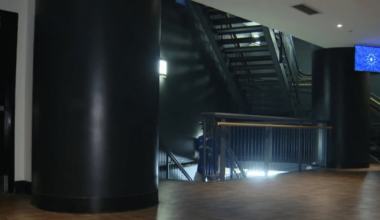 After Vladdy arrived for Game 7 in an Auston Matthews jersey, the Leafs captain returned the favour tonight by wearing a Guerrero Jr. jersey ahead of Toronto’s clash with the New Jersey Devils.