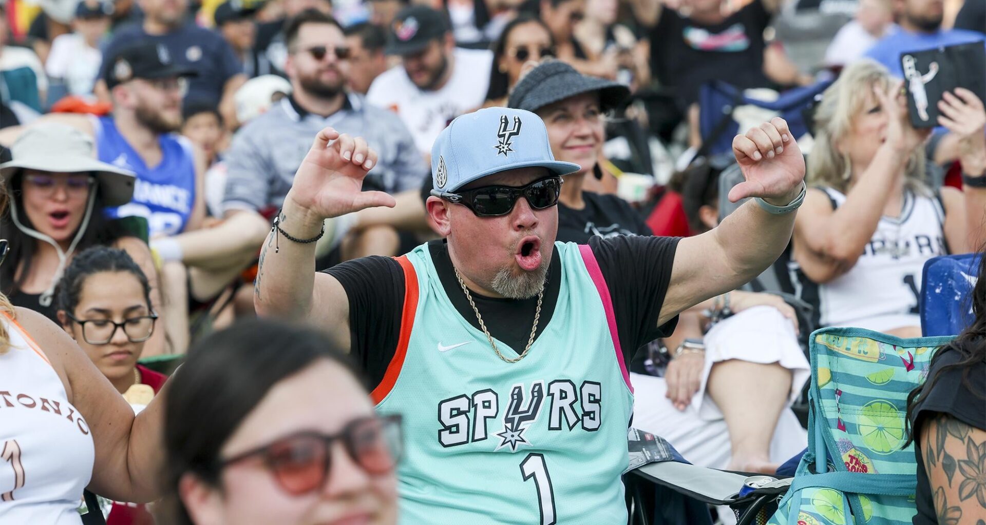 Spurs and rodeo gear are off-limits at polling sites in November