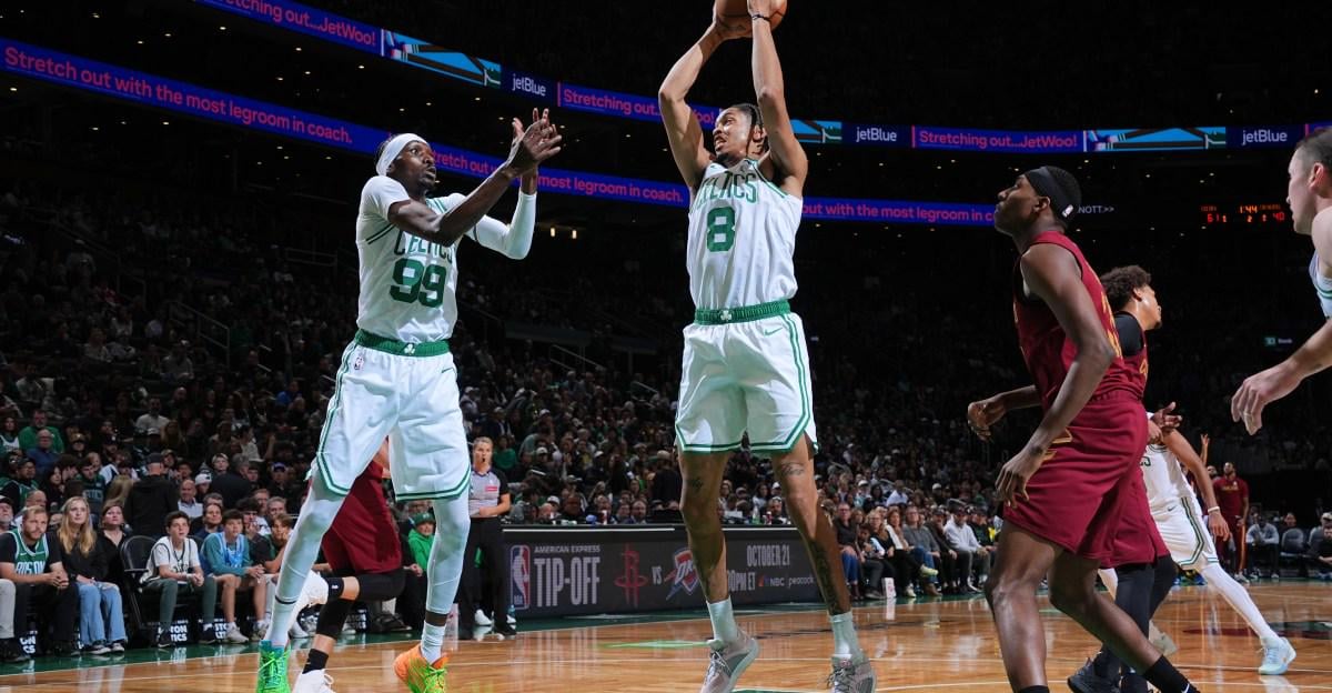 Josh Minott said the TD Garden preseason crowd was the best he's ever played in front of: “It’s usually just scattered around people, die-hard fans. But here it’s just like, man. The whole city, it just seems like everybody’s a die-hard fan.”