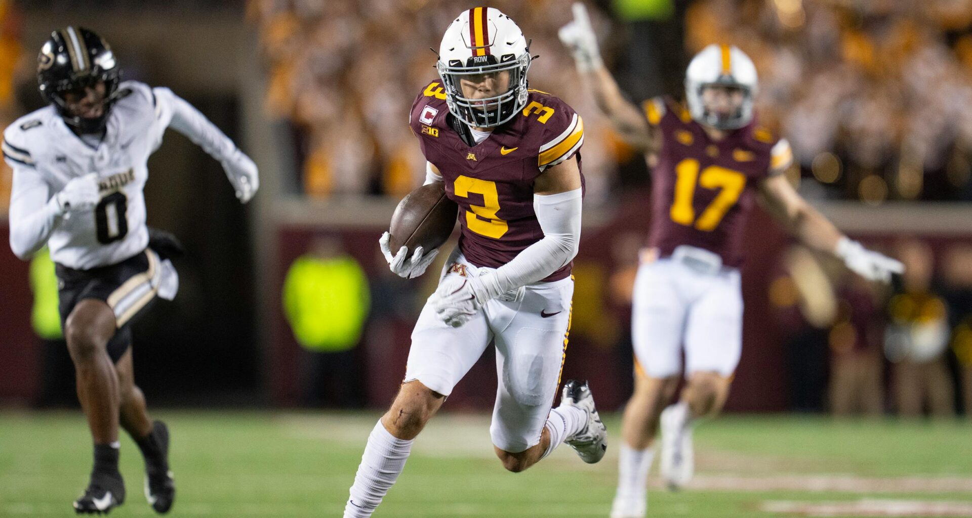 Gophers football beats Purdue 27-20