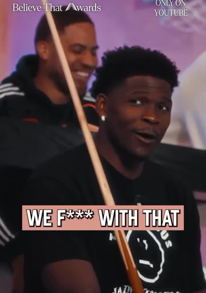 Ant presents the White Boy of the Year award.