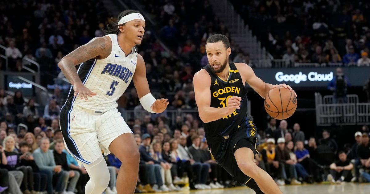 NBA Fans Up in Arms online over ESPN’s NBA 2025-2026 Season Simulation – Annenberg Media