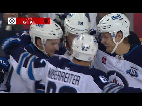 Jonathan Toews scores his first goal as a WINNIPEG JET!