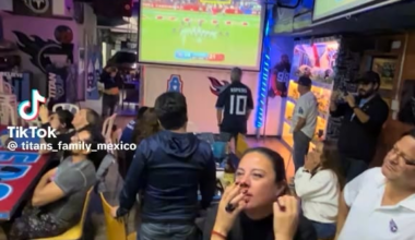 I’d love to spend an afternoon in this Titans bar in Mexico! Look how hype they are!