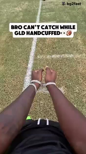 MHJ got to add this to his training regimen 🏈