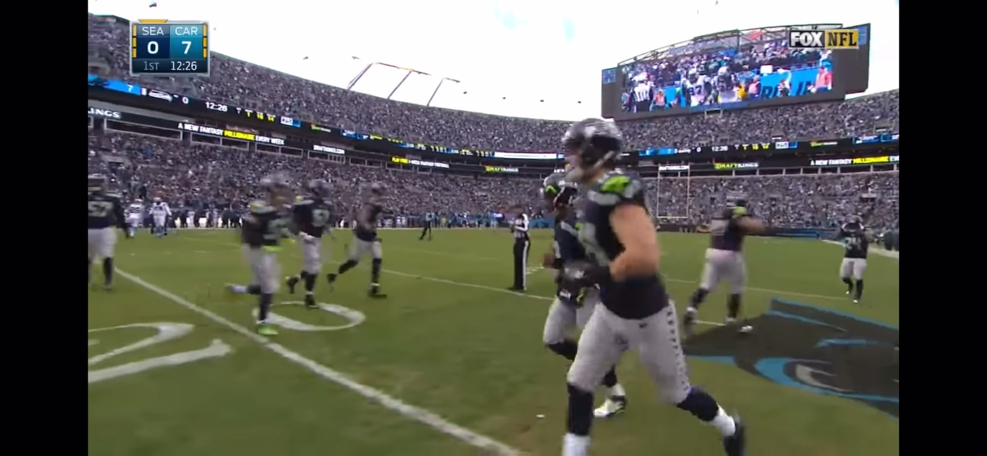 The first two defensive plays of the Divisional Round vs Seattle 2015