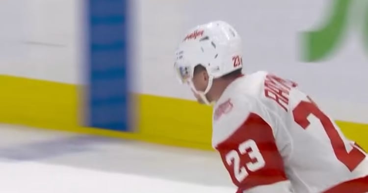 [Injury] Lucas Raymond injured on hit, leaves game