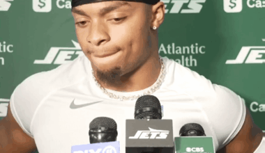 [Highlight] Justin Fields on Jets owner Woody Johnson calling him out: "It doesn't bother me. Of course, everybody knows I need to play better, we need to play better as a team. No matter how the offense does as a unit, I'm going to get the blame and I understand that."