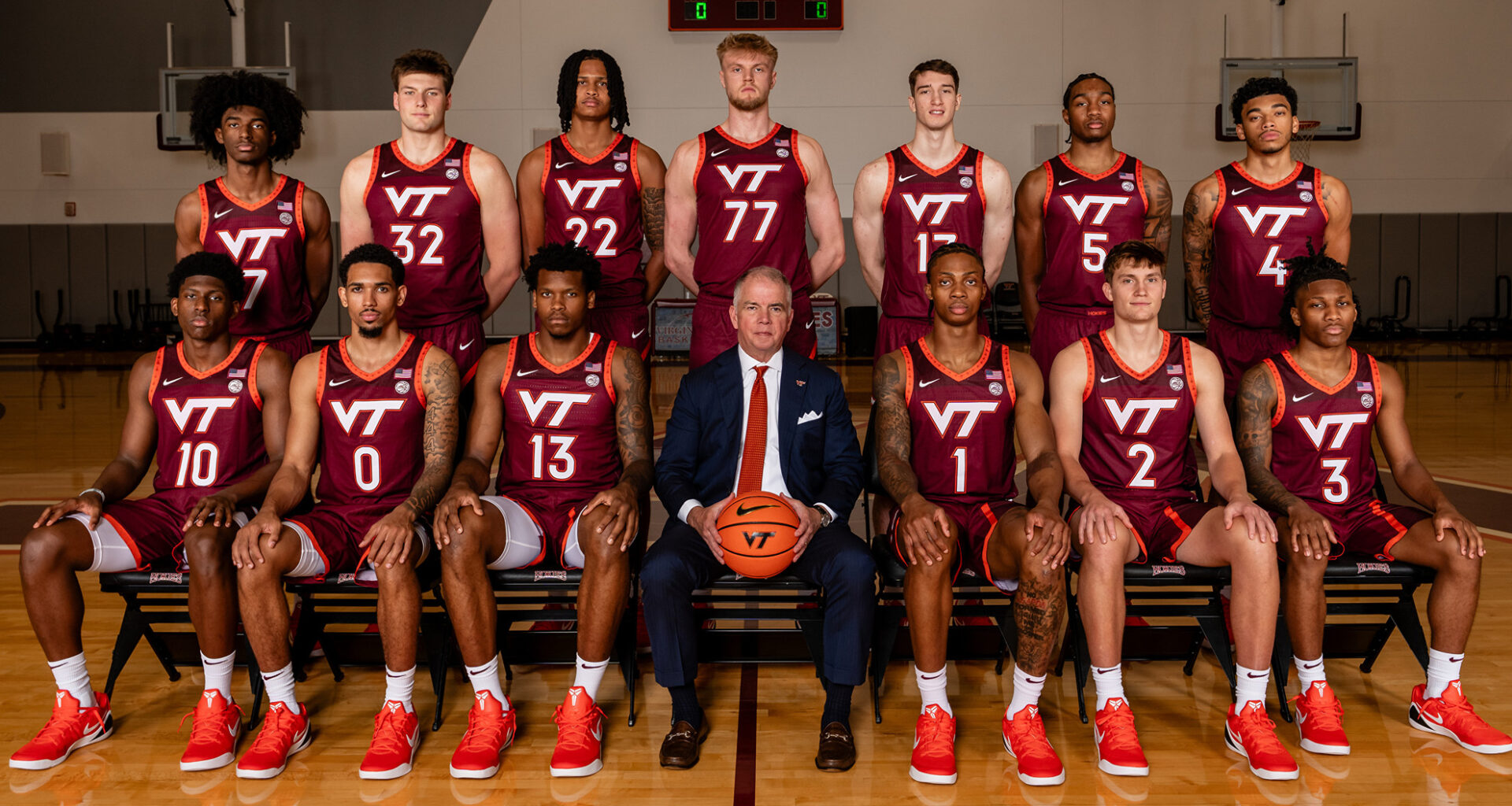 Nike Swoosh Logo White