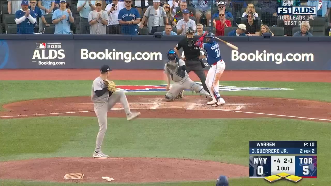[Highlight] Vladimir Guerrero Jr. crushes a grand slam for the Blue Jays