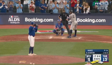 Stanton drives in a pair with a two-run single and now it's 13-7 Jays as the Yanks have scored five in the inning