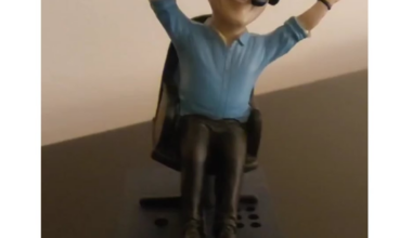 My Dan Dickerson bobble has some new phrases!