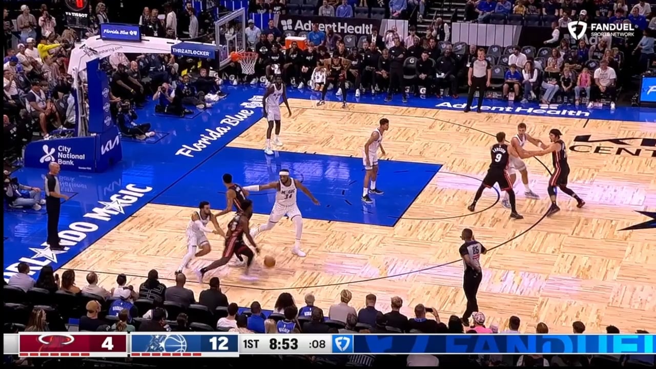 Kel'el Ware Led the Miami Heat With 17 Points and 7 Rebounds in the First Half vs Orlando Magic