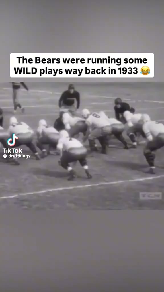 Incredible play by the 1933 Chicago Bears