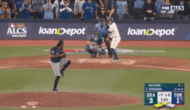 ASTROS LEGEND GEORGE SPRINGER. 3-RUN HOMER. MARINERS LOSE THE LEAD!