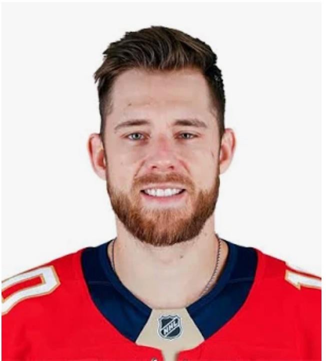 If you scroll past this post and don’t boo this man, you will be banned by the mods.