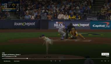 Frelick robs the home run, Contreras gets the force out at home AND third!