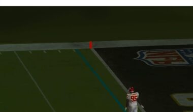 🎶Reluctantly crouched at the goal line 🎵