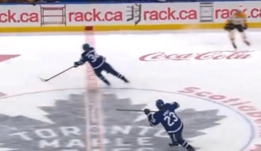 Matthew Knies sets up Auston Matthews