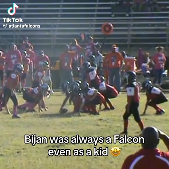 From the official ATL falcons tik tok. Bijan was a falcon rb as a kid too.