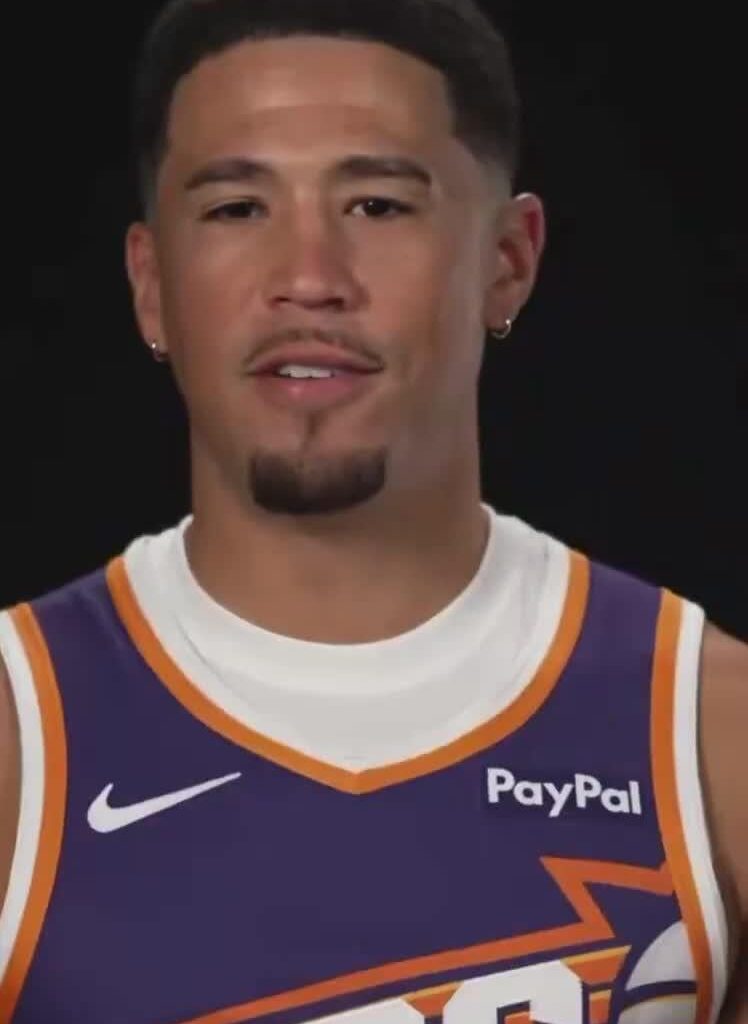 [Highlight] Devin Booker tracked down “China Booker” and sent him a pair of China exclusive Book 1’s