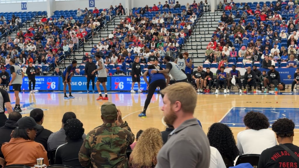 Embiid Dunk At Blue White Scrimmage