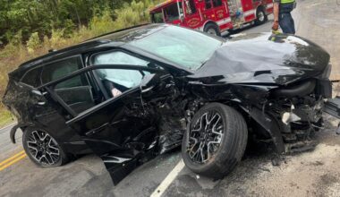 Daniel Suárez shares photos of wife's horrific crash: 'Grateful they are alive'