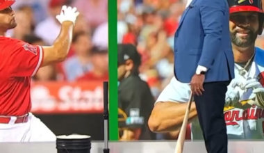 [Koke] Albert Pujols talking hitting and referencing what Tony Gwynn always preached: "swing the knob, not the barrel." Pujols has mentioned on several occasions that Gwynn’s 1990s hitting clinic video played a significant role in shaping his approach at the plate.