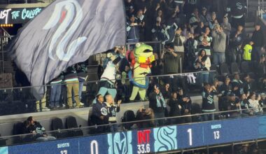 Humpy waving the Kraken flag