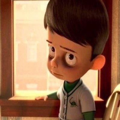 Everyone watching the refs overturn the Bears 1 yard completion after Travis Kelce used the ground as a third hand to catch last night