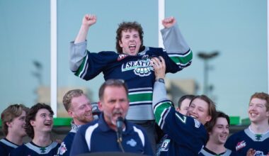 Seattle Thunderbirds Fans