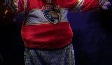 MY JOBS OFFICE WAREHOUSE HAS RATS WOOOOOO!!!!