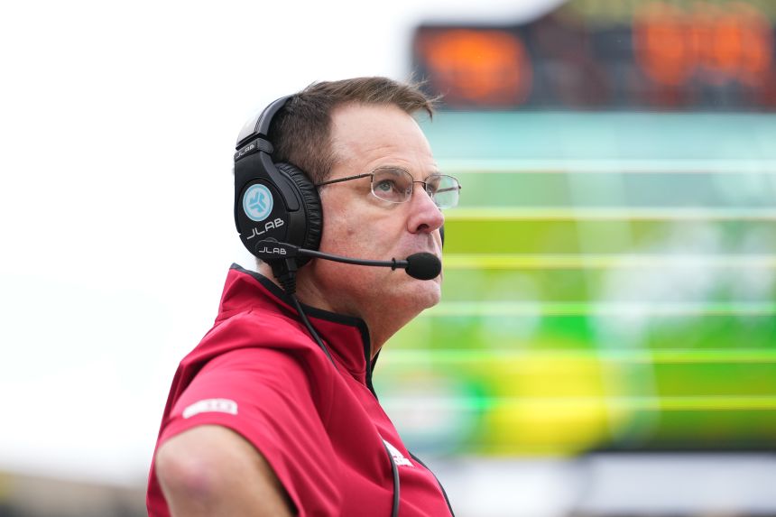Indiana head coach Curt Cignetti signed a contract extension not long after the Hoosiers defeated Oregon this month.