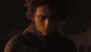 [Oct 2025, colorized] Outshot 17-5 by the Anaheim Ducks in the 1st period of the season opener, Seattle Kraken head coach Lane Lambert inspires his team during the 1st intermission