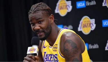 Ayton played well today. The chemistry between him and Luka looked significantly better than last game, and it should continue to improve throughout the season.