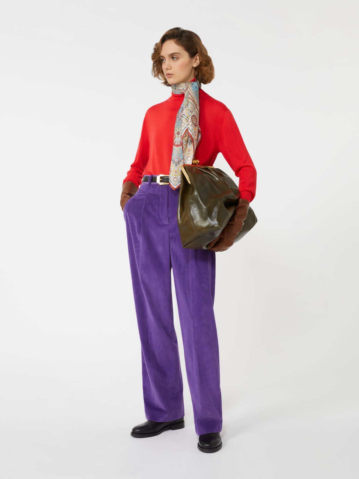 Wool and Silk Yarn Turtleneck - Red