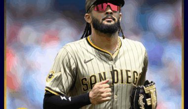 [Sports Info Solutions] Fernando Tatis Jr. wins Fielding Bible Award