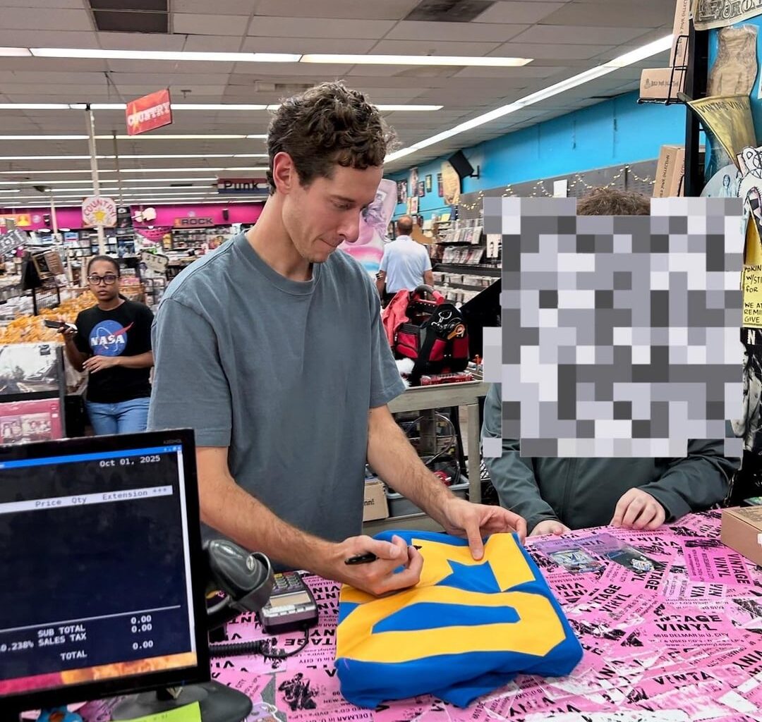 Got my Jersey signed by Binnington!