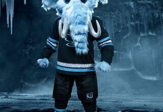 The Utah Mammoth unveil their mascot, Tusky