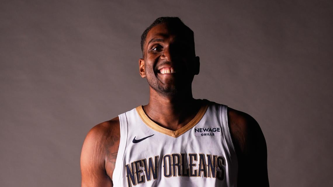 Kevon Looney to Miss 2-3 Weeks with Knee Injury | wwltv.com