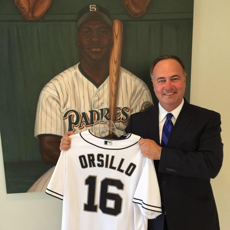 [DonOrsillo] Ten years ago today! Arrived for my first day in SD and was welcomed by the entire front office when I hit the door @PetcoPark Thank you San Diego! Thank you @Padres Thank you #ForTheFaithful  #Mudly