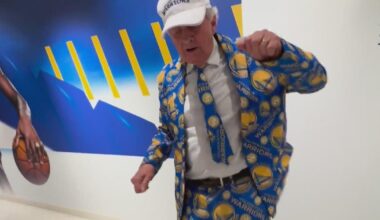 Warriors superfan dressed for success at Chase Center home opener