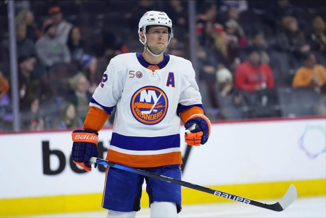 Happy Birthday to Josh Bailey!