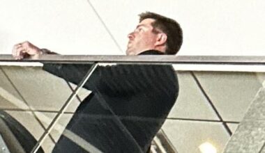 Kyle Dubas attended Bruins v. Mammoth on Sunday 10/21