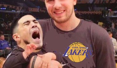 FATHER-SON REUNION TONIGHT AT 7PM PT