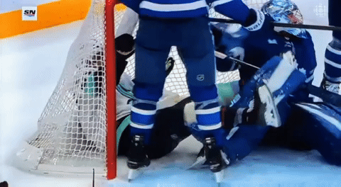 Stolie flipping the net